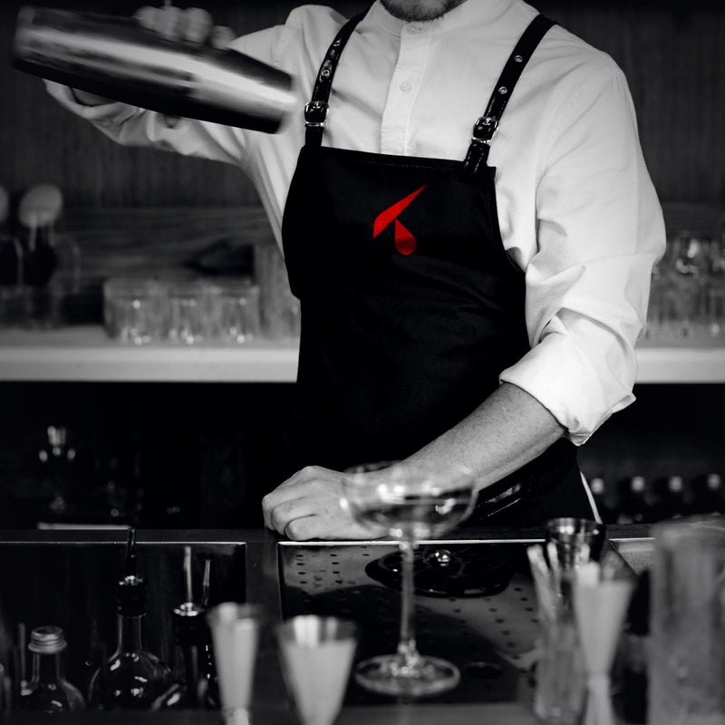 Barista con grembiule nero personalizzato